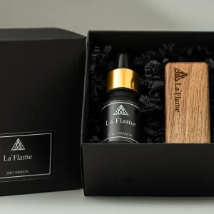 Automobilio kvapas į groteles su lašintuvu